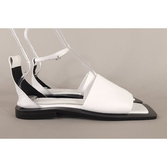 Flat Apartment Chain Strap Sandals Size 38 8 Women's White Leather $470 - Picture 6 of 12